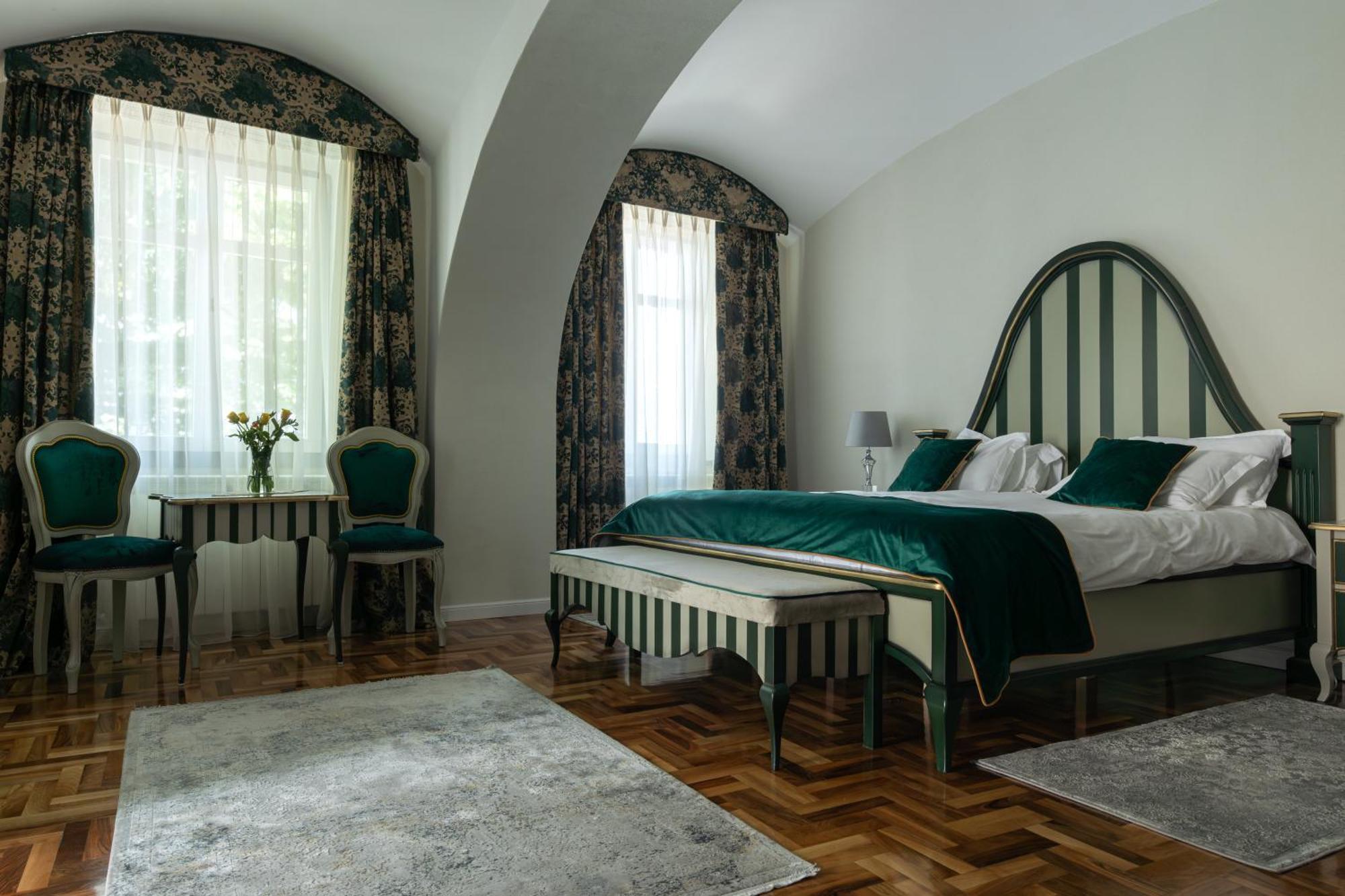 Bed and Breakfast Magister Seven Сібіу Екстер'єр фото