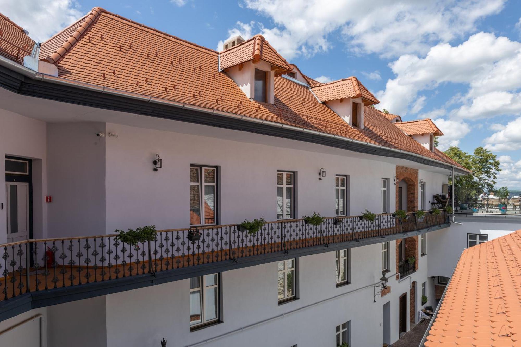 Bed and Breakfast Magister Seven Сібіу Екстер'єр фото