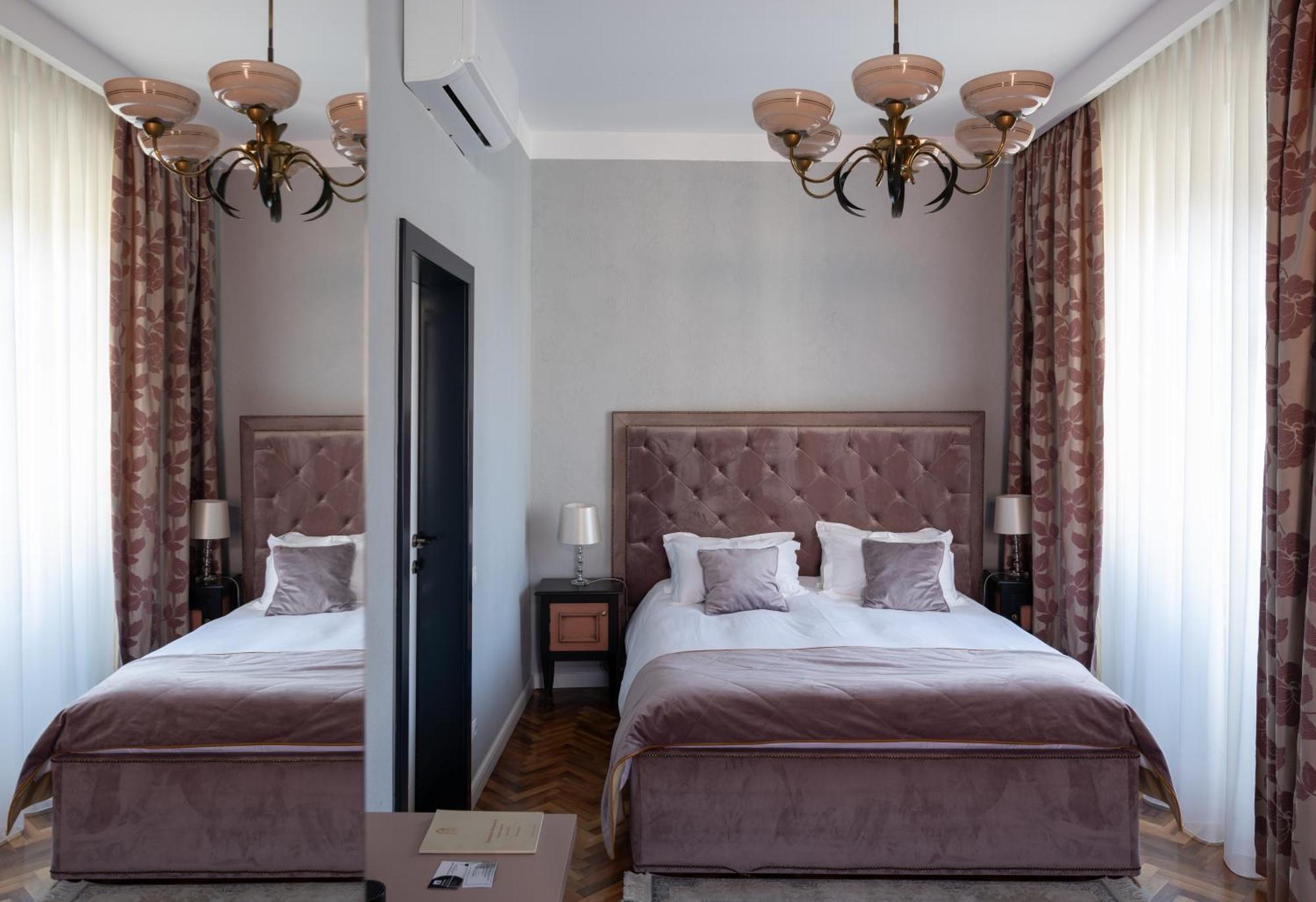 Bed and Breakfast Magister Seven Сібіу Екстер'єр фото